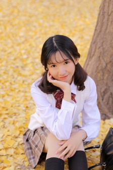 四月女友电影